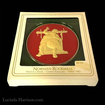 1982 Hallmark Norman Rockwell Cameo Ornament