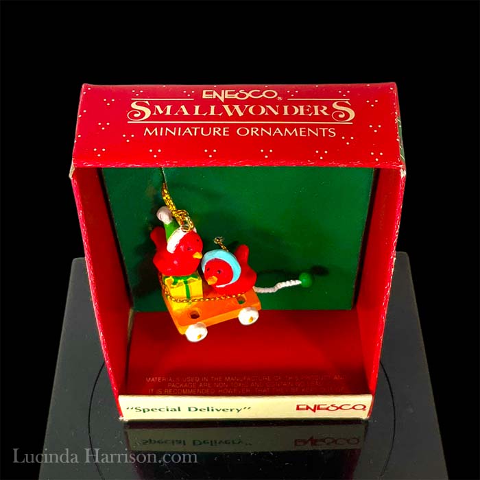 Enesco 1989 Miniature Cardinal Birds with Hats Ornament