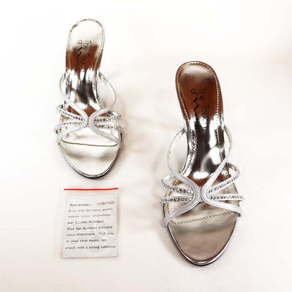 Nina Valero Silver Rhinestone Sandals Size 6M